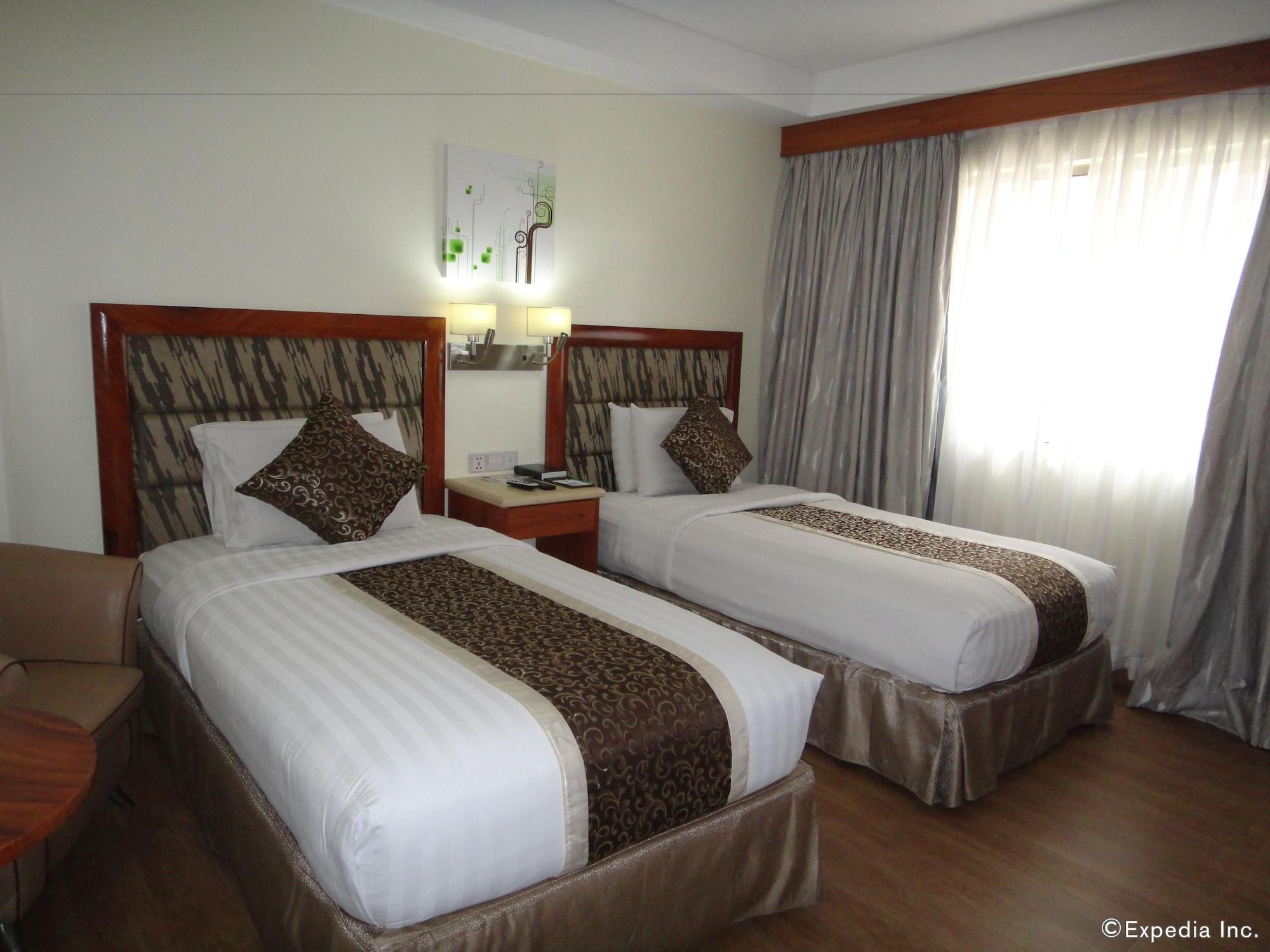 Diamond Suites And Residences Cebu Exterior photo