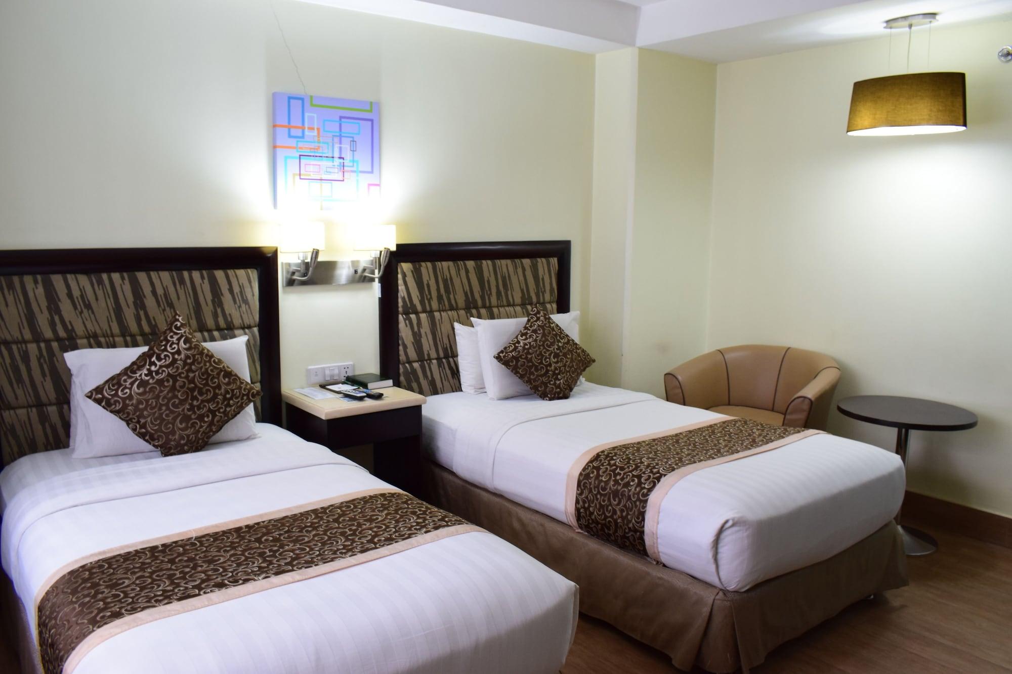 Diamond Suites And Residences Cebu Exterior photo