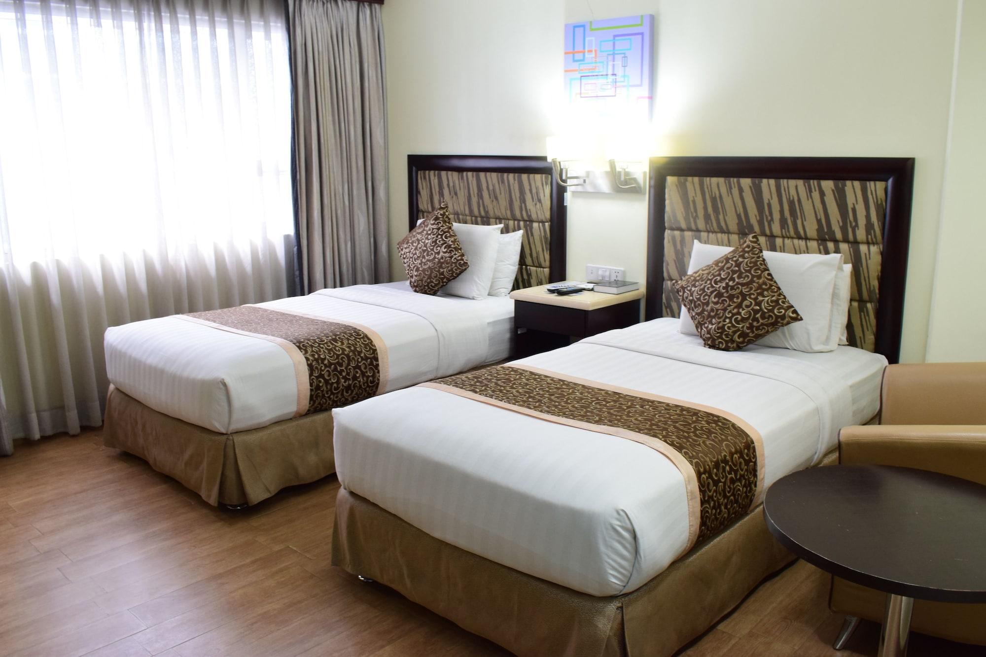 Diamond Suites And Residences Cebu Exterior photo