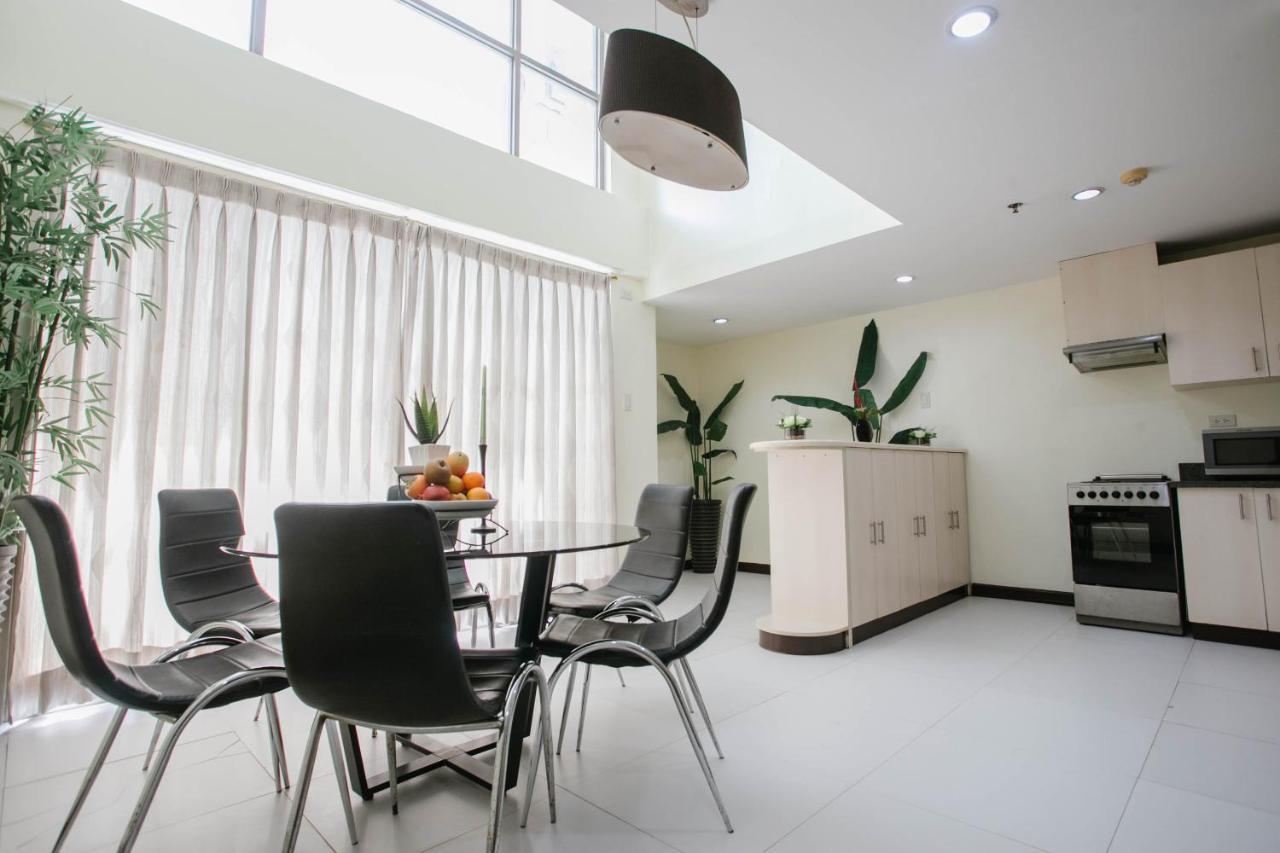 Diamond Suites And Residences Cebu Exterior photo
