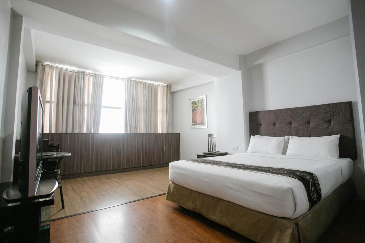 Diamond Suites And Residences Cebu Exterior photo