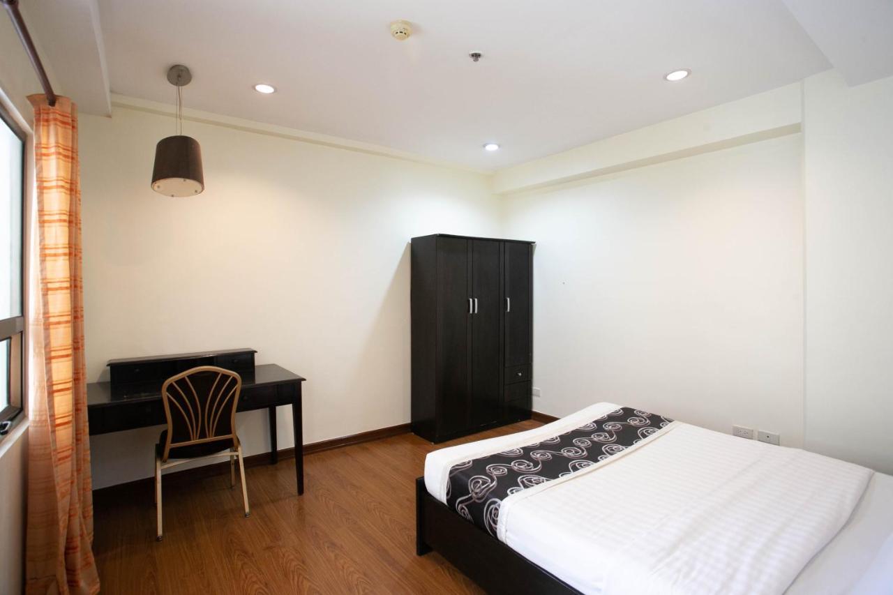 Diamond Suites And Residences Cebu Exterior photo