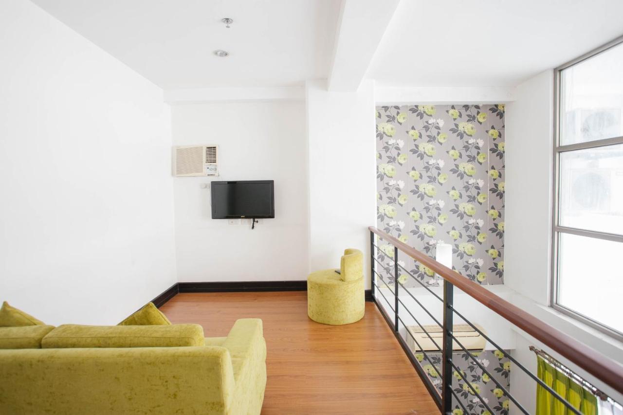 Diamond Suites And Residences Cebu Exterior photo
