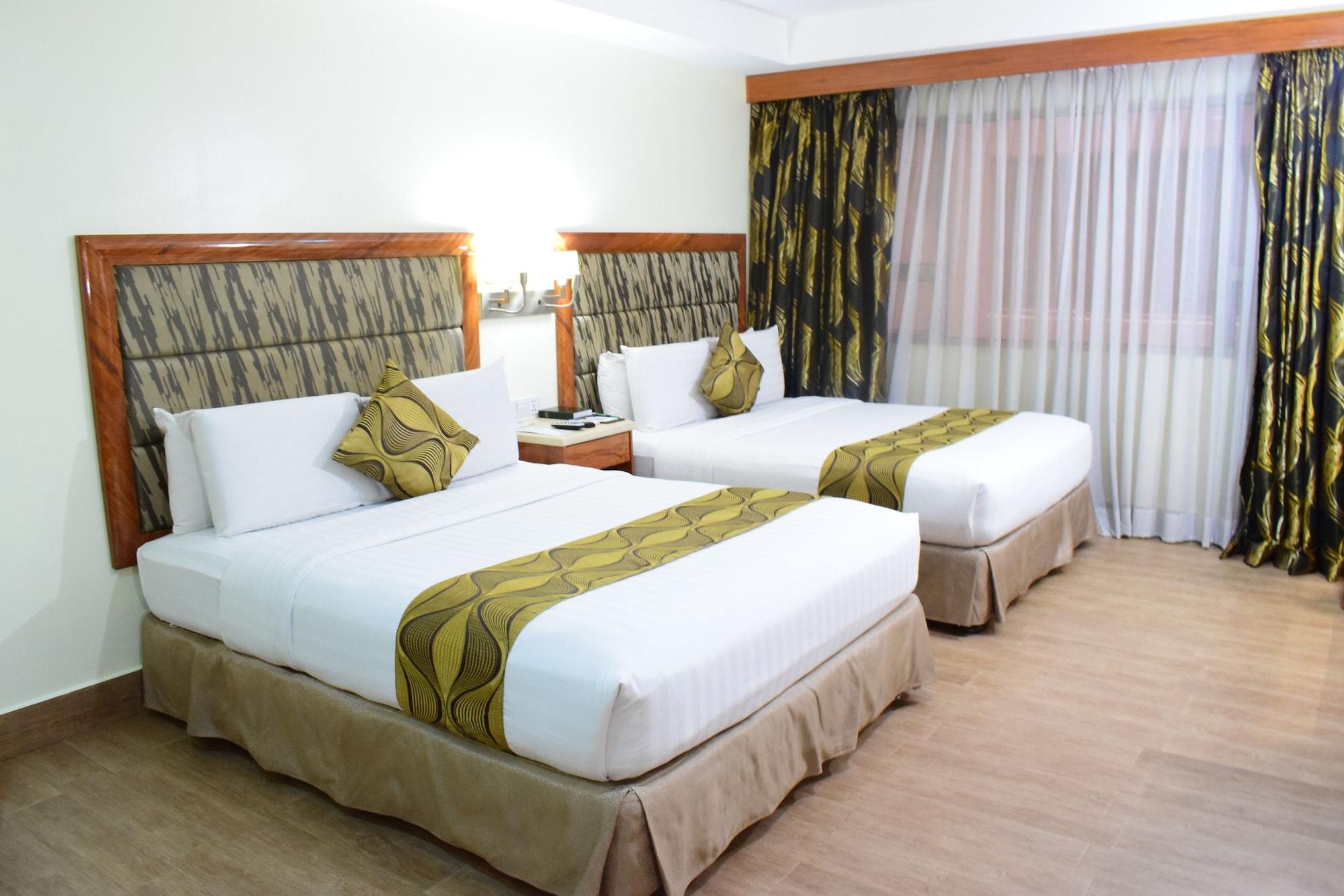 Diamond Suites And Residences Cebu Exterior photo